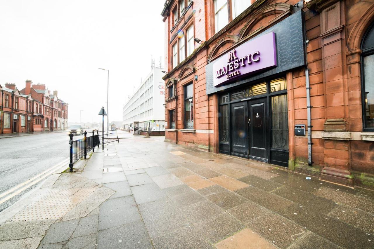 Oyo Hotel Majestic Barrow-in-Furness Esterno foto