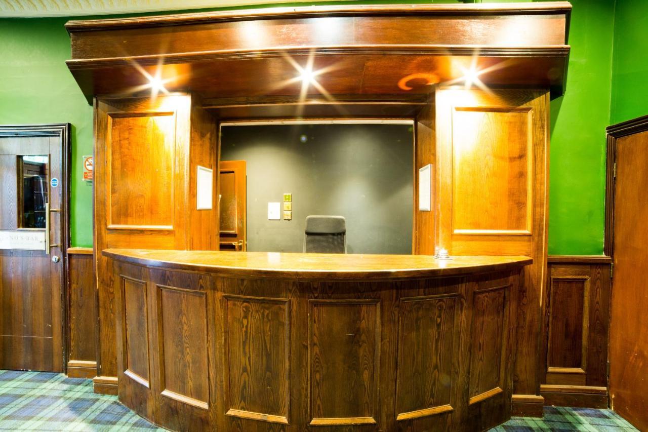 Oyo Hotel Majestic Barrow-in-Furness Esterno foto