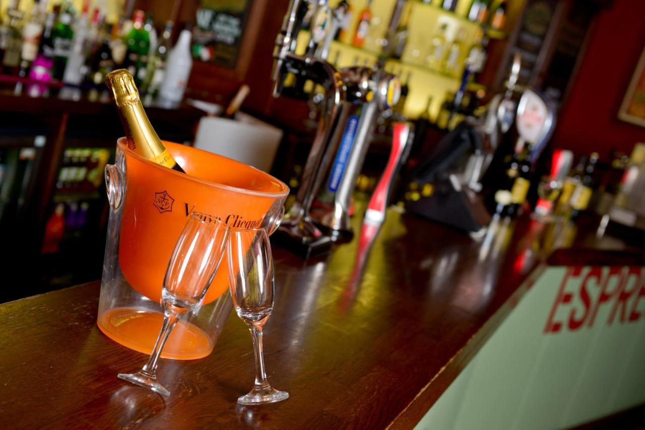 Oyo Hotel Majestic Barrow-in-Furness Esterno foto