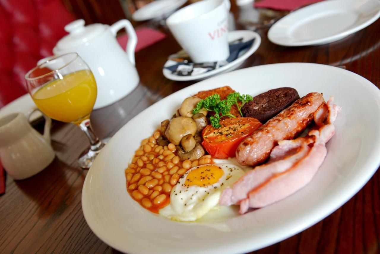 Oyo Hotel Majestic Barrow-in-Furness Esterno foto